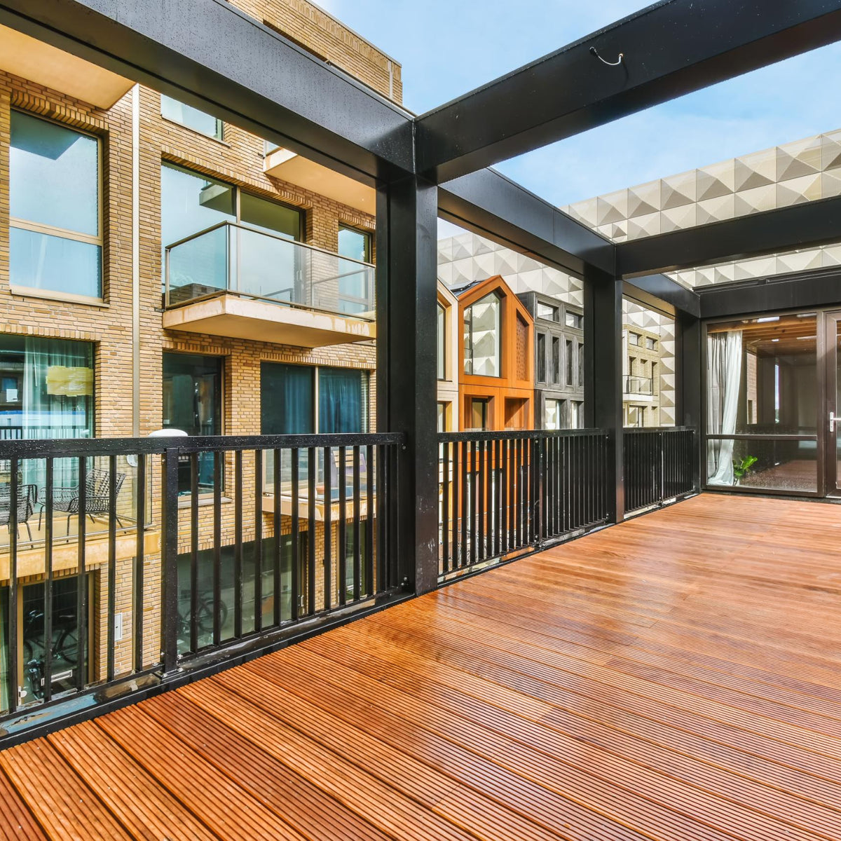 Maximize Space with Multi-Level Decks – The Ultimate Deck Shop