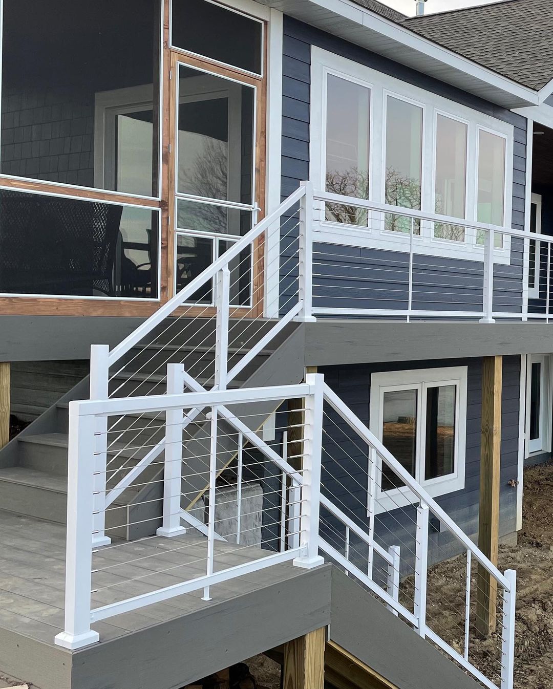 Escalera espaciadora blanca Vista