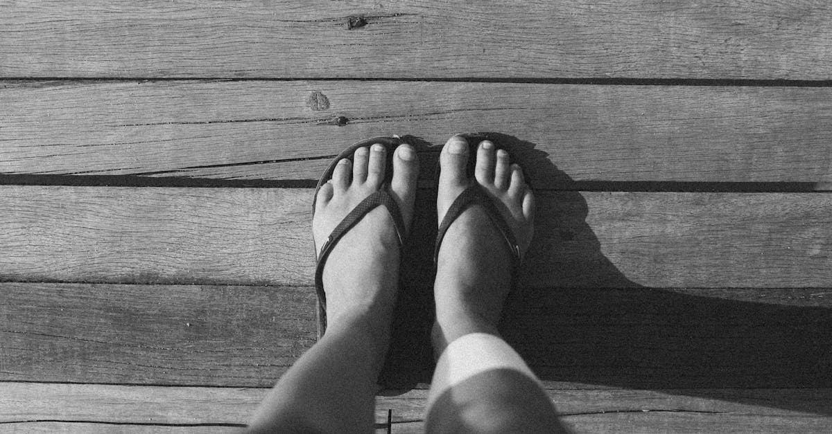 PVC Deck Boards Canada vs Composite: Heat, Slip, and Warranty Compared