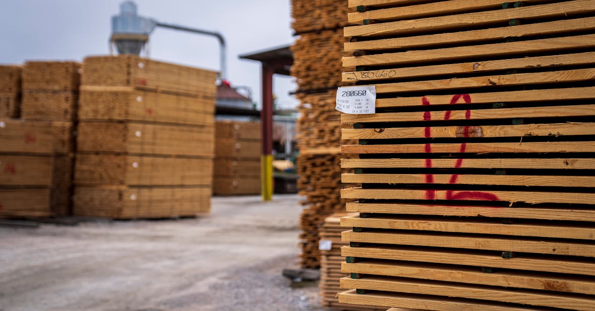What supplier is best for contractors who need deck, fence, and hardscape materials in stock with delivery and pro pricing?