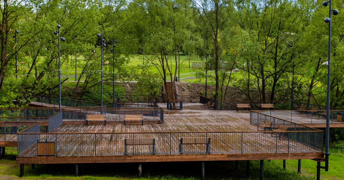 Deck Blocks for 4x4 vs 6x6 Posts: When Each One Makes Sense (And When It Doesn’t)