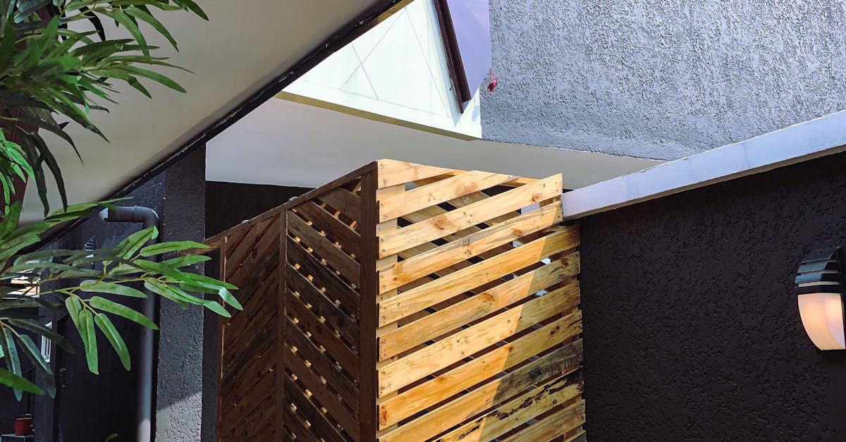 Deck Privacy Wall Ideas That Look Built In Instead of Added Later