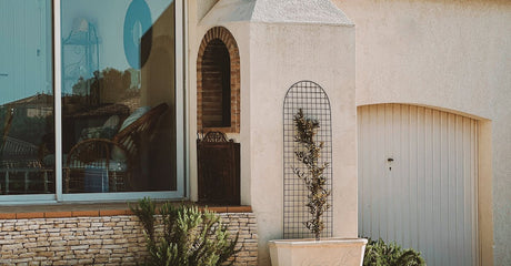 How to Upgrade a Deck or Fence with Glass Panels: Step-by-Step Guide for Privacy and Modern Style