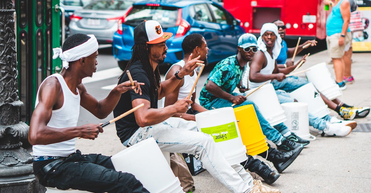 How to Design an Entertainer’s Deck: Spotlighting Unique Outdoor Accessories Like Built-In Bottle Openers and Modern Lighting