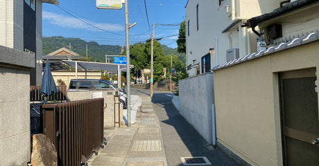 How to Build a High-Privacy, Modern Fence in Saskatchewan: Using HOFT Panels, Glass Kits, and Smart Accessories for Stylish Outdoor Spaces